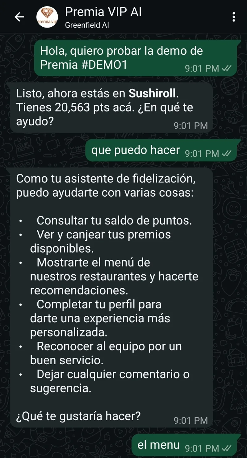 Conversación con la línea pública de demostración de Premia: el asistente enumera lo que puede hacer —saldo, premios, menú, perfil y reconocer al equipo—